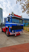 20251019-Tom-Holding-00523